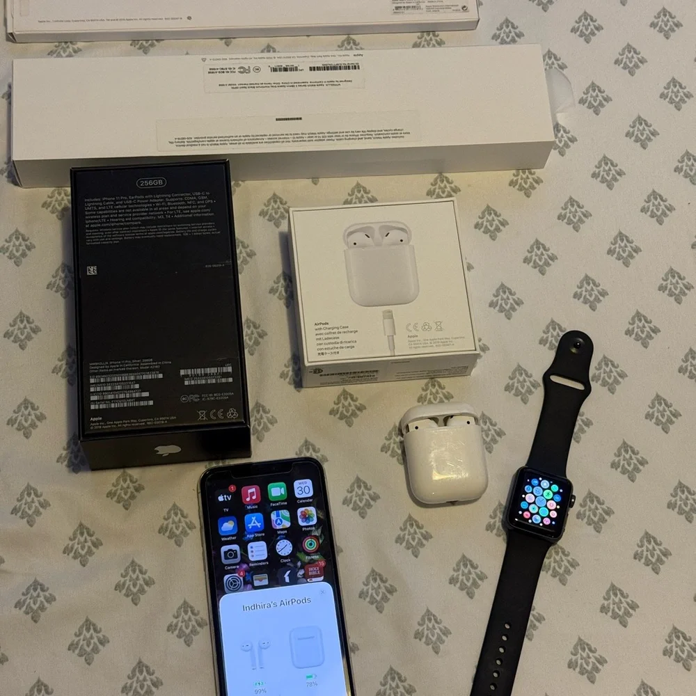 Apple Silver Cell Phone Accessories Lightning Cables and Adapters